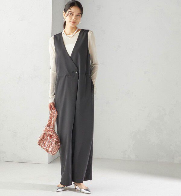 SHIPS for women「little black: 〈洗濯機可能〉ストレッチ ツイル フロント釦  Vネック オールインワン（セレモニー対応可）」|オールインワン|ブラック