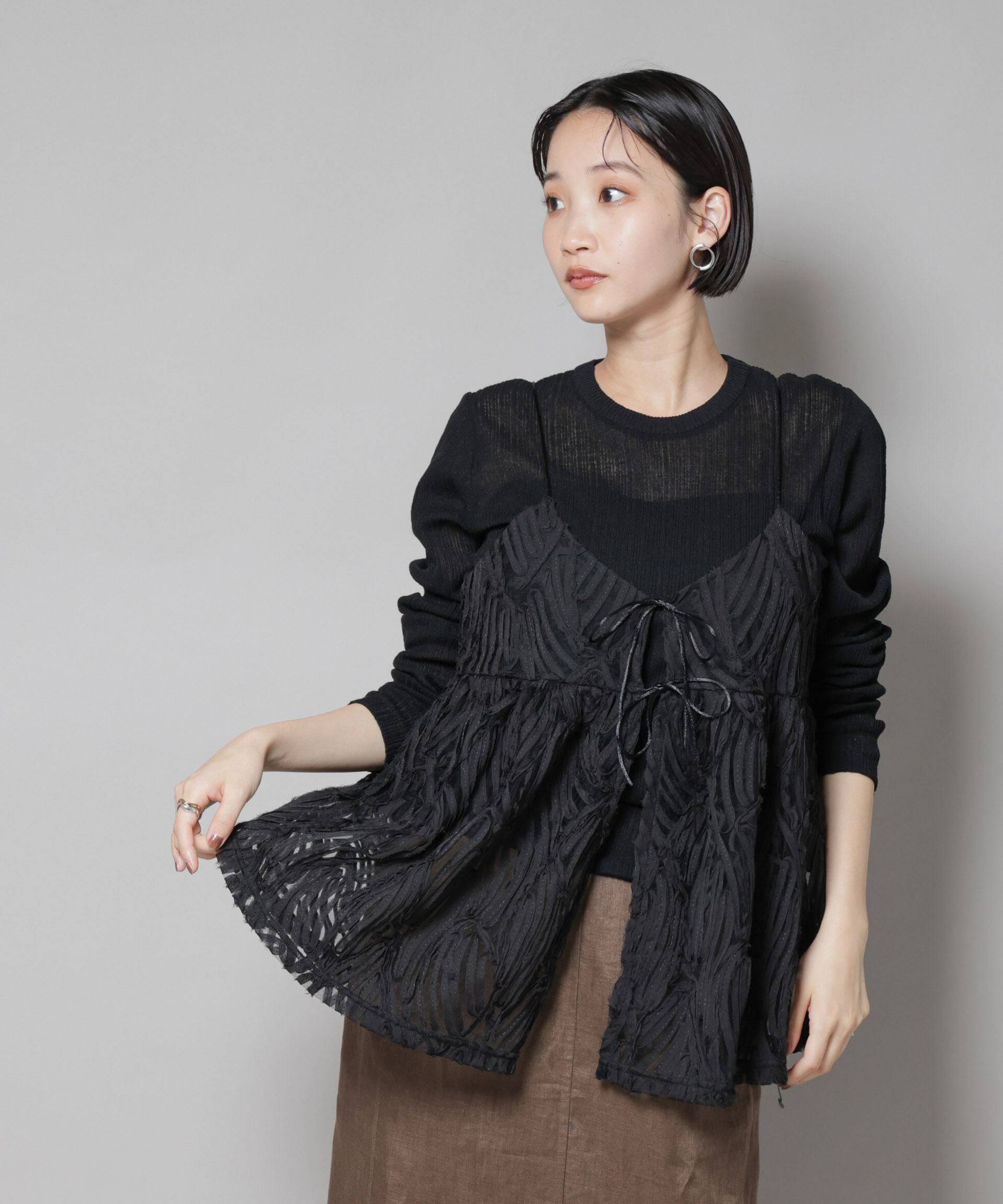 nano･universe「テープ刺繍チュール前後2wayキャミソールビスチェ(セットアップ可)」|シャツ・ブラウス|ブラック