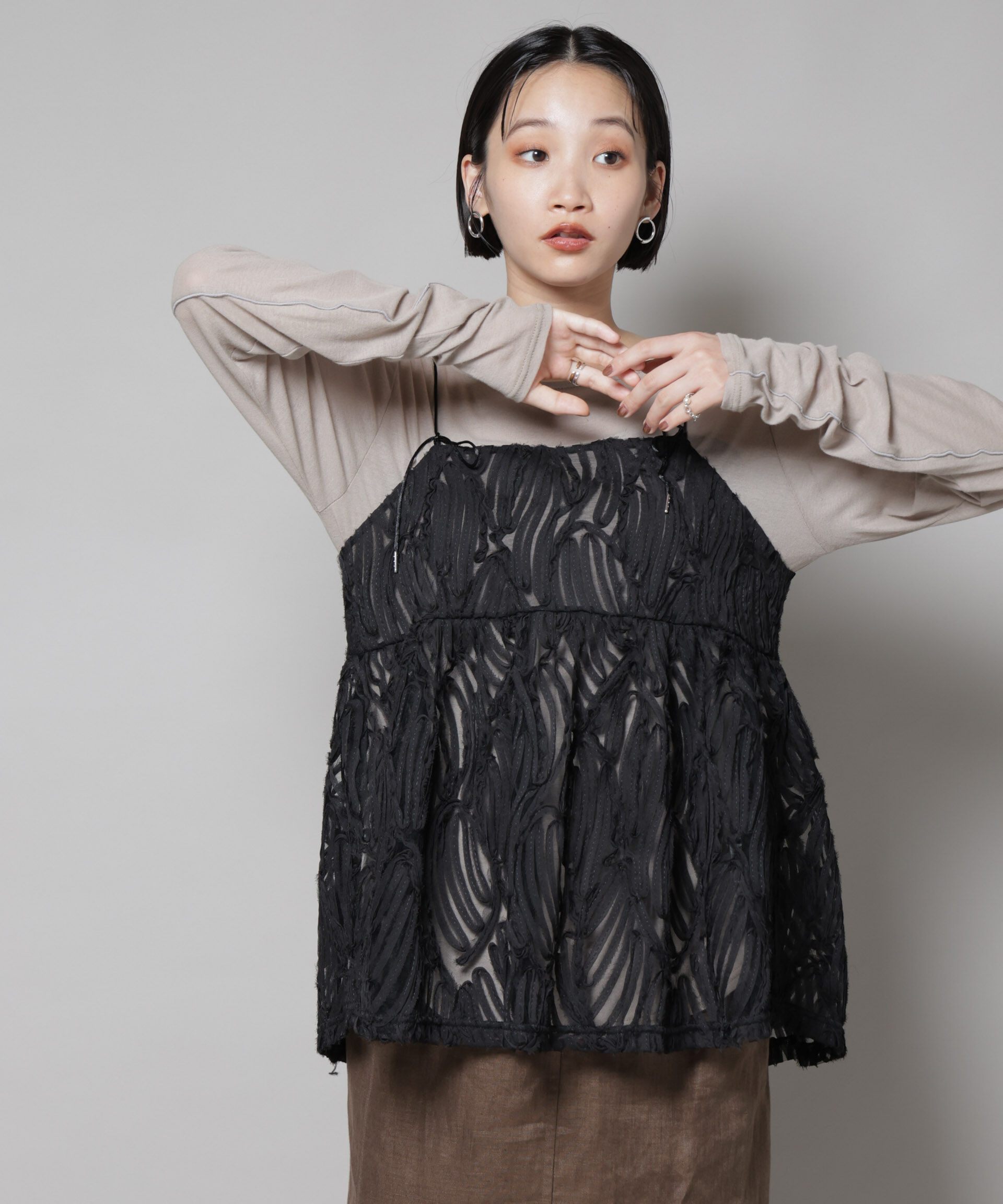 nano･universe「テープ刺繍チュール前後2wayキャミソールビスチェ(セットアップ可)」|シャツ・ブラウス|