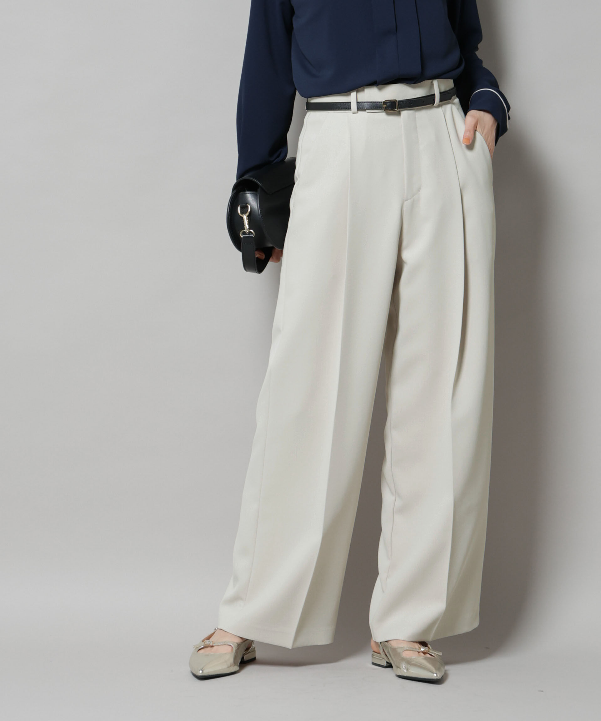 nano･universe「ツイルワイドスラックス」|チノ|