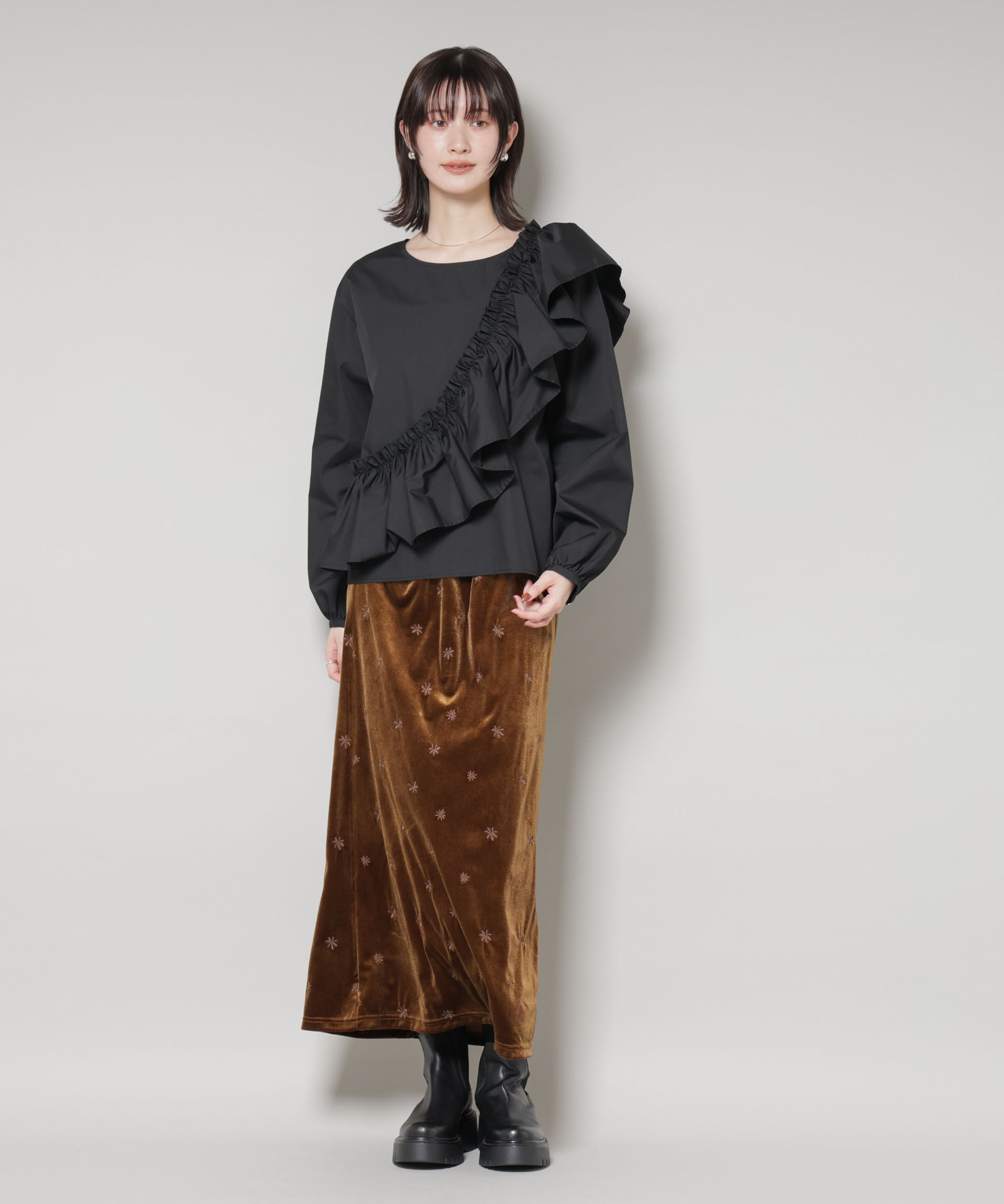 nano･universe「斜めフリルプルオーバーブラウス」|シャツ・ブラウス|