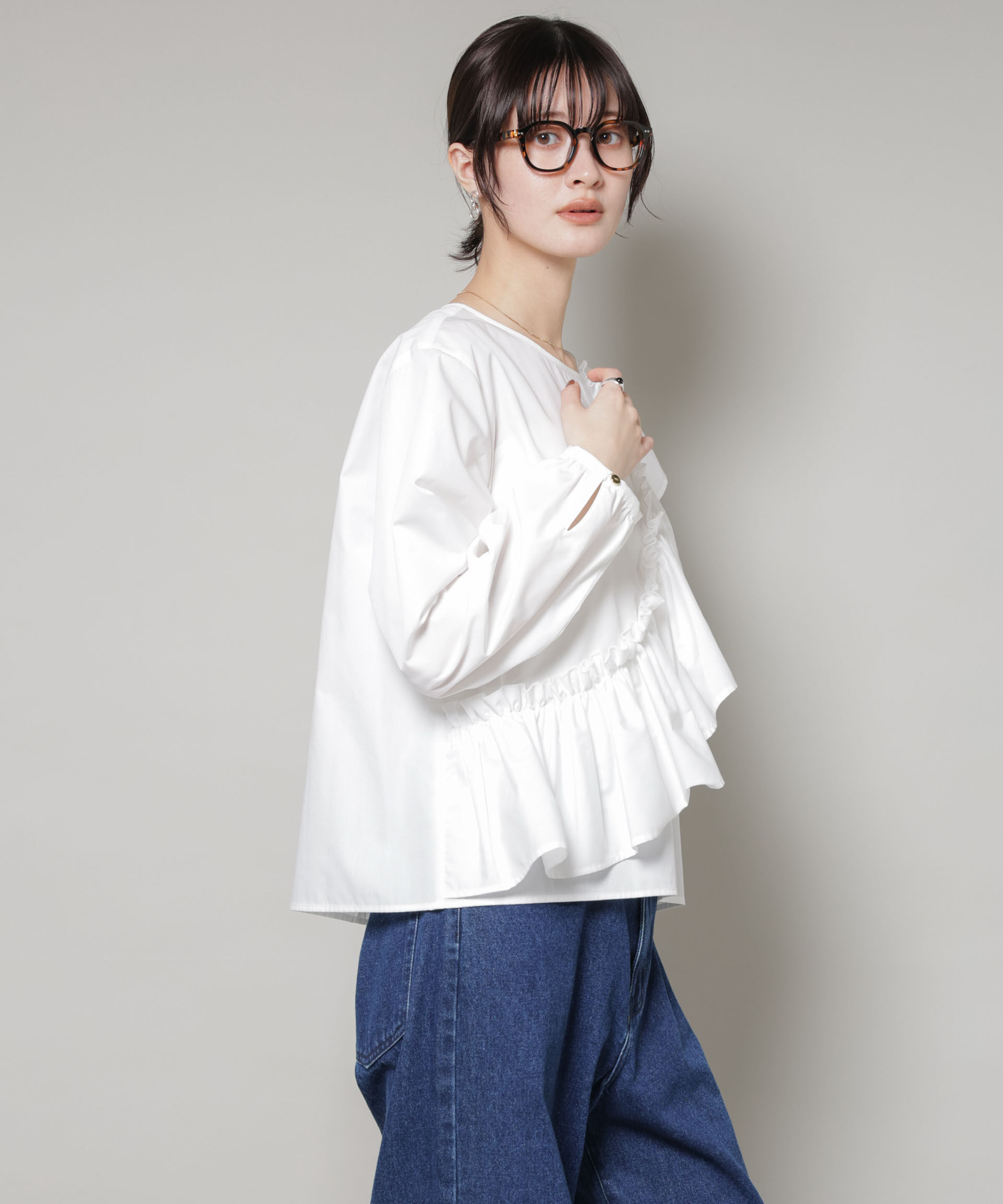 nano･universe「斜めフリルプルオーバーブラウス」|シャツ・ブラウス|