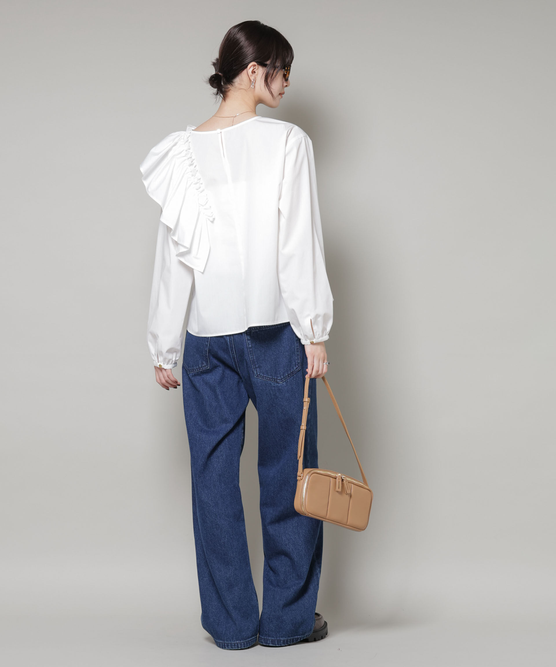 nano･universe「斜めフリルプルオーバーブラウス」|シャツ・ブラウス|