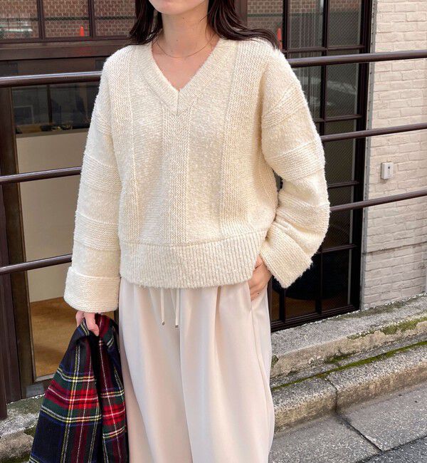 fredy emue「ブークレニットVネックプルオーバー」|ニット・セーター|