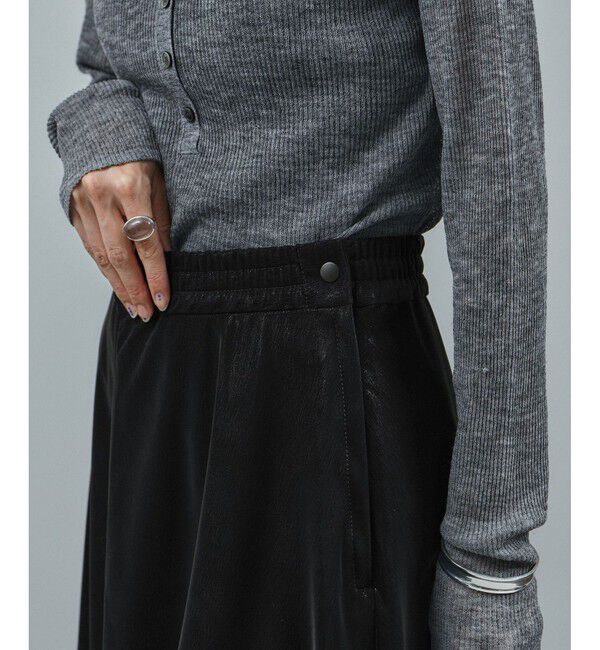 SALON adam et rope'「パールレザーライクフレアスカート」|スカート|