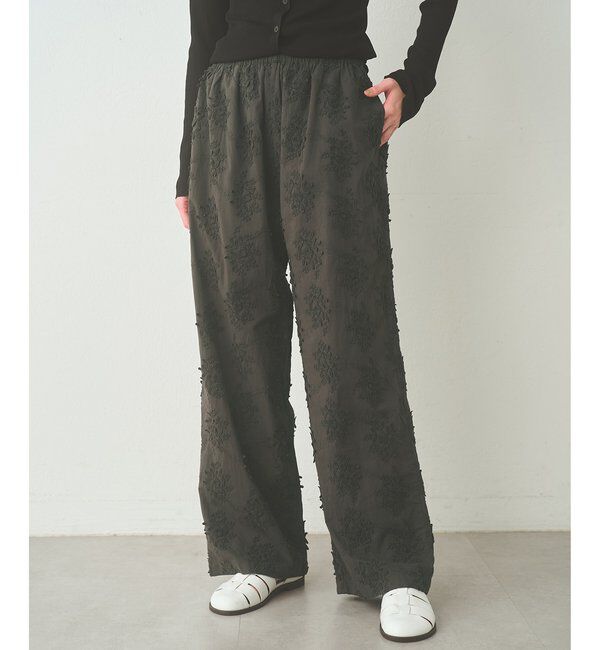  「3D刺繍パンツ」|チノ|