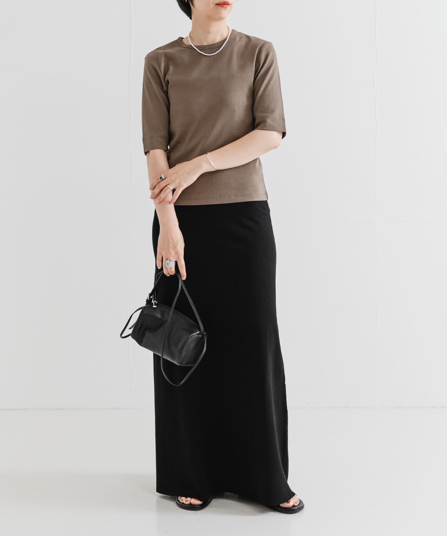 URBAN RESEARCH「ドライタッチハイゲージニットスカート」|スカート|