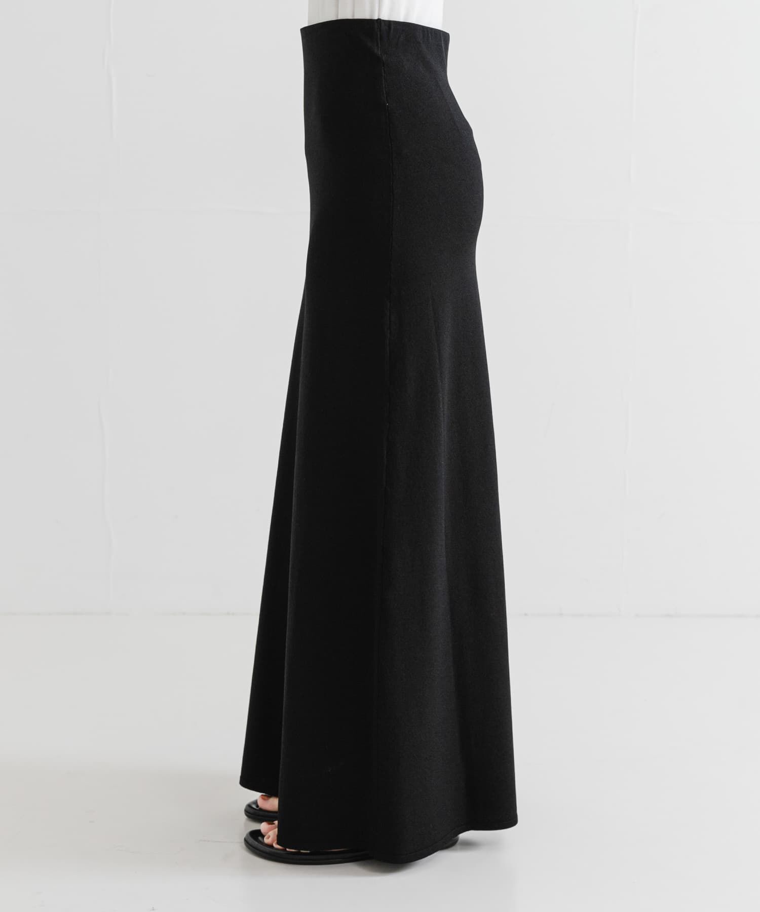 URBAN RESEARCH「ドライタッチハイゲージニットスカート」|スカート|