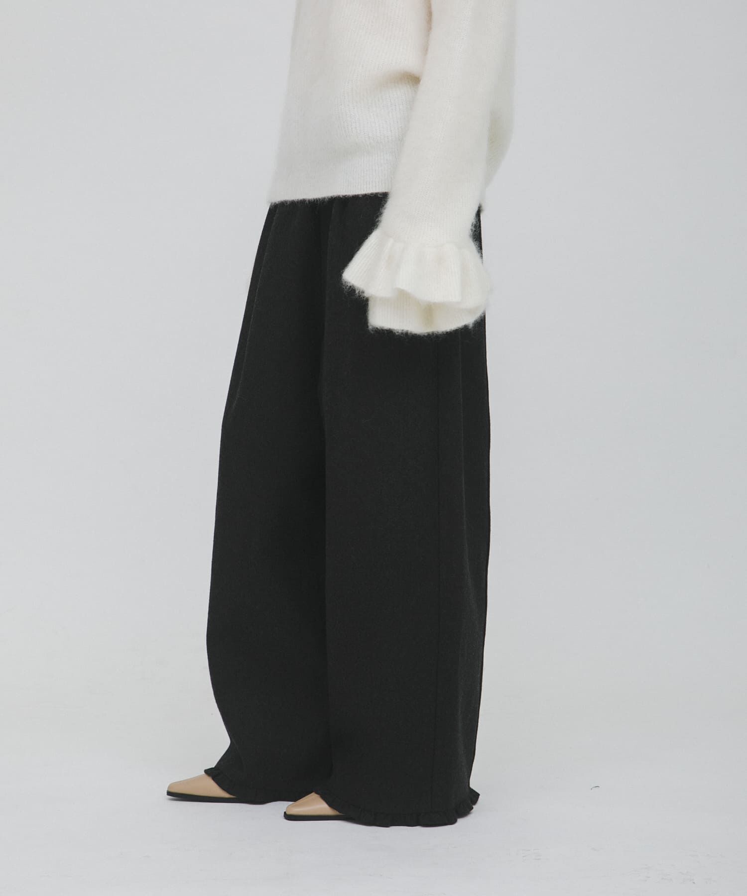 LAATO「frill frill wool pants」|その他|