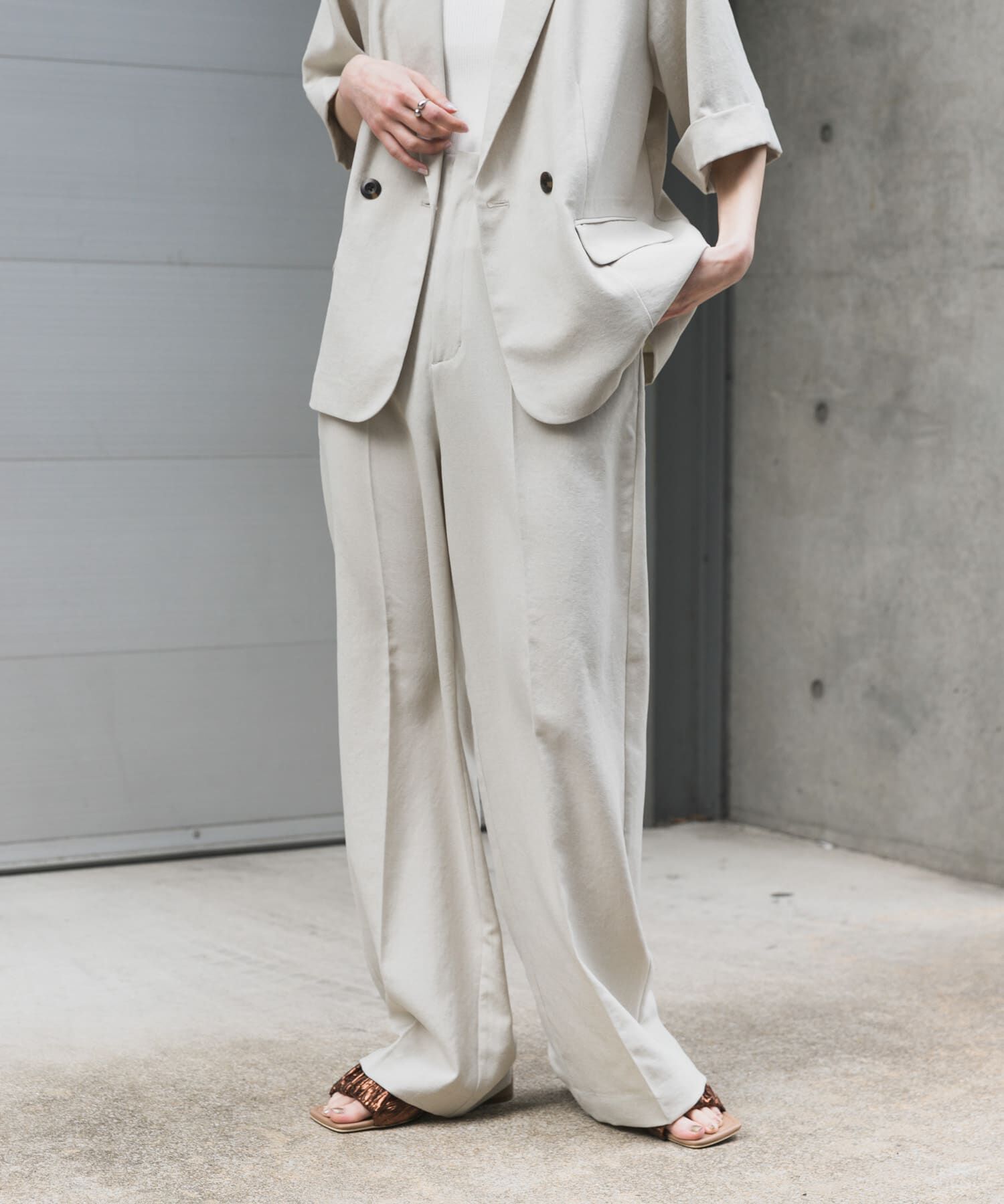 SENSE OF PLACE by URBAN RESEARCH「『UR TECH DRYLUXE』リネンライクワイドパンツ」|その他|ライトベージュ