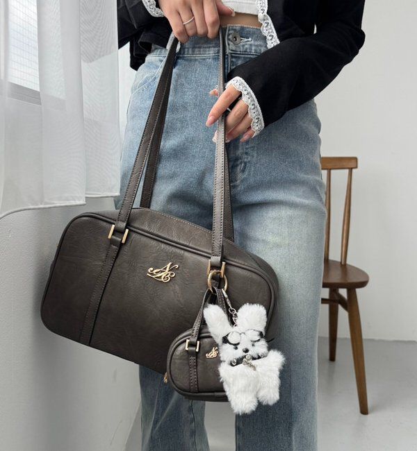  「チャーム付きスクエアボストン」|ショルダー・メッセンジャー|