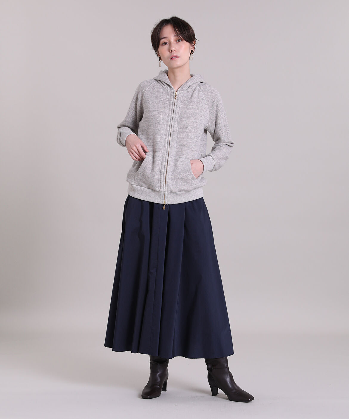 DAY by DAY it&rsquo;s international「ジップアップパーカー《吊り裏毛》」|パーカー|