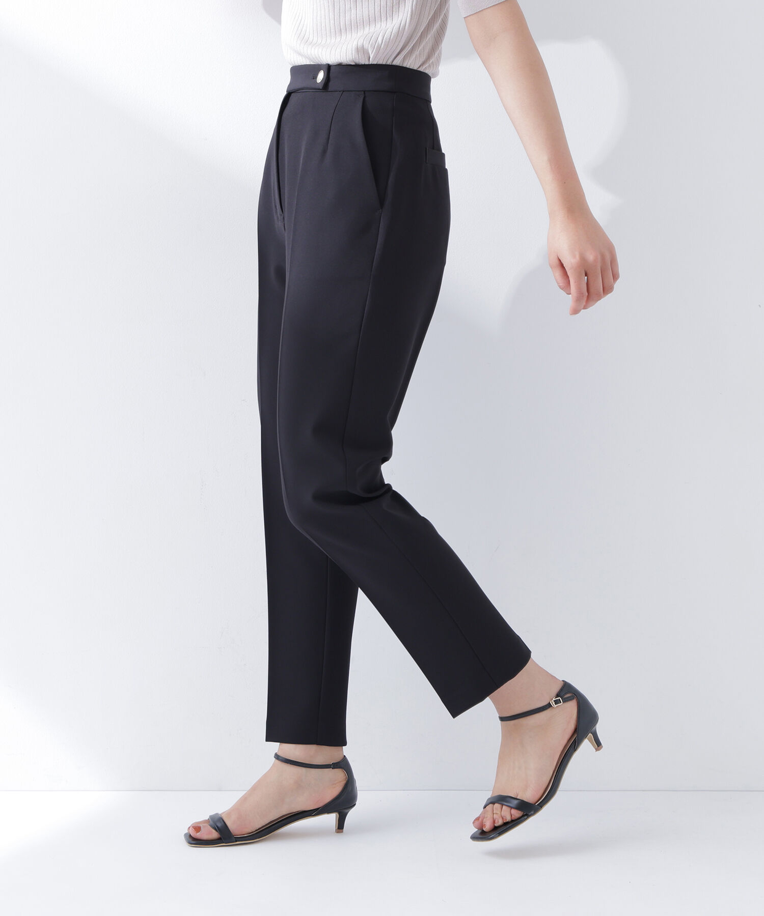  「＜骨格ストレート＞メタルポイントアンクルパンツ」|その他|