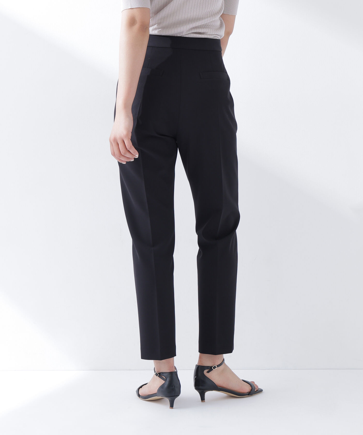  「＜骨格ストレート＞メタルポイントアンクルパンツ」|その他|