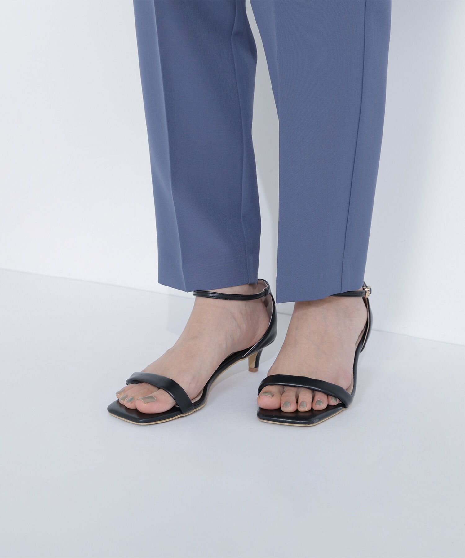  「＜骨格ストレート＞メタルポイントアンクルパンツ」|その他|