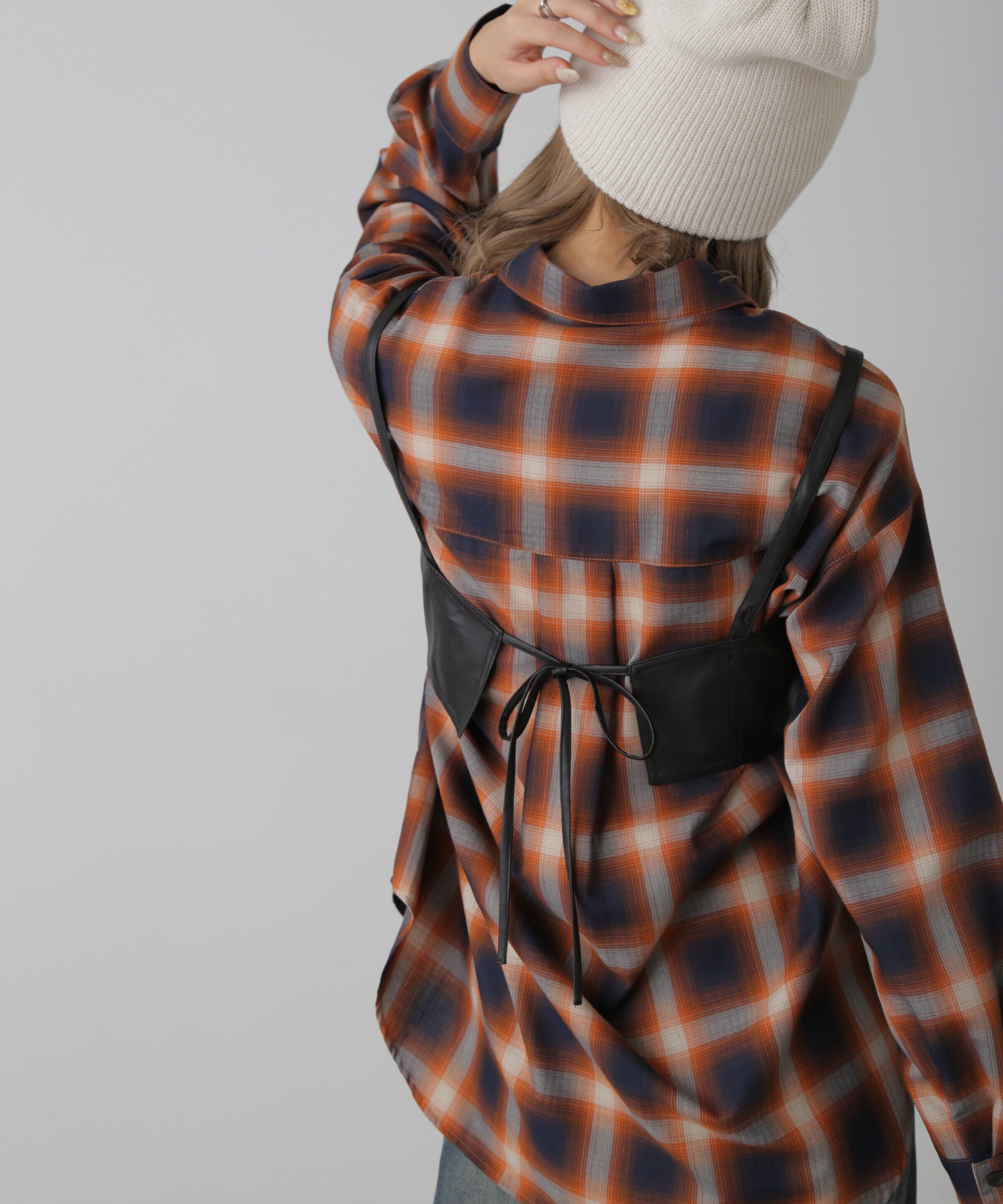  「フェイクレザービスチェ」|シャツ・ブラウス|