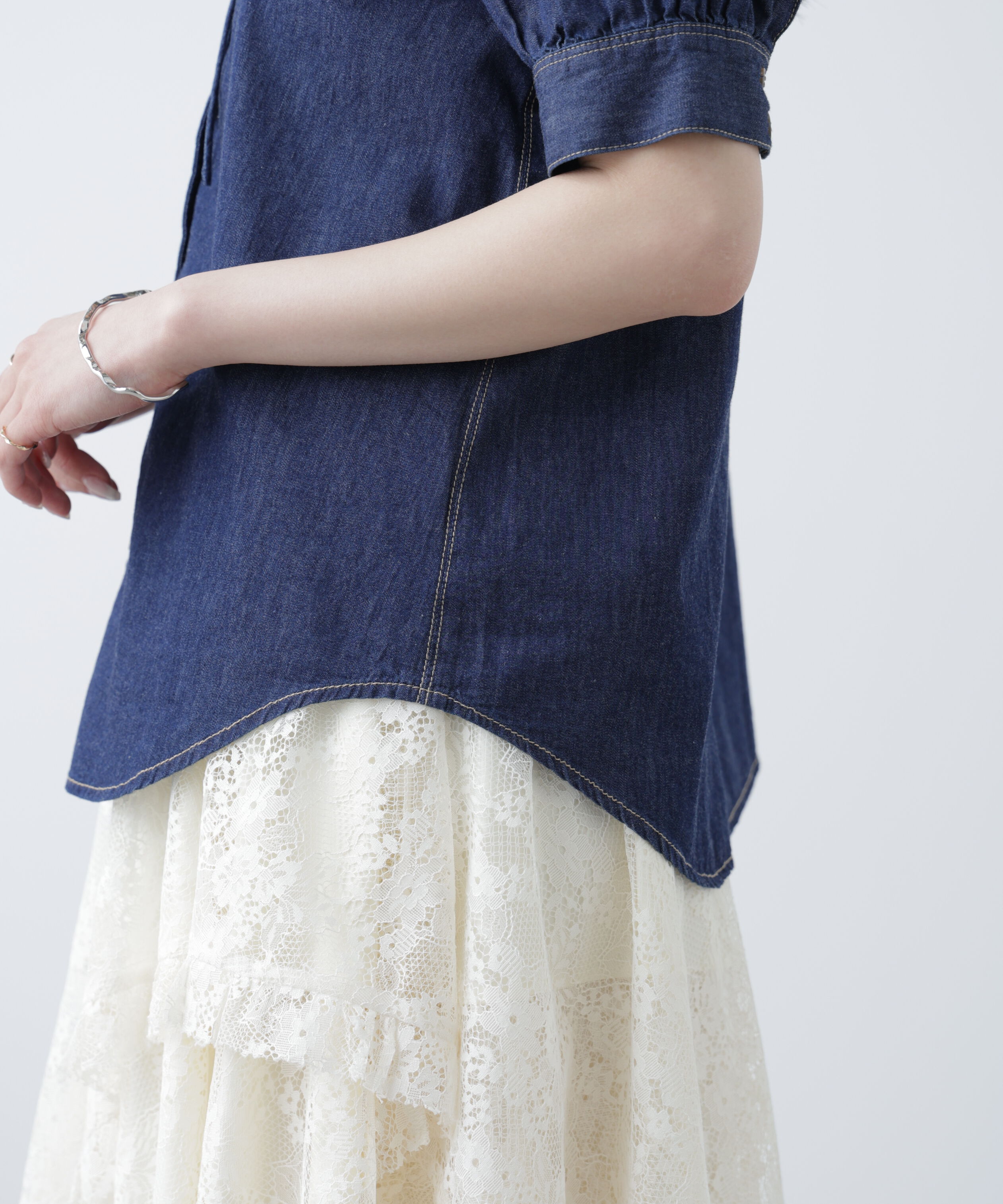  「スタンドフリル半袖ブラウス」|シャツ・ブラウス|