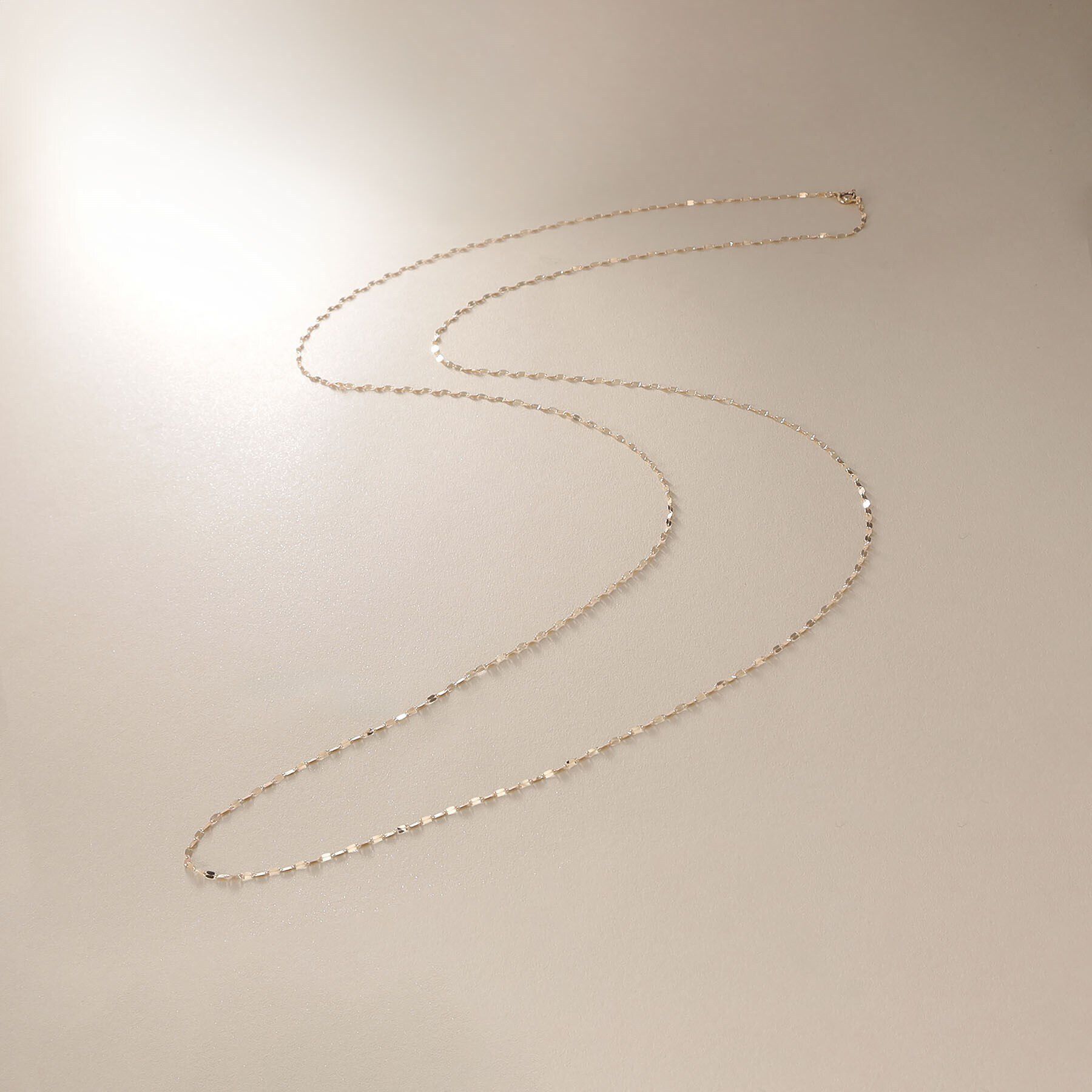 COCOSHNIK「K10フラワークロス（ロング） ネックレス」|ネックレス|