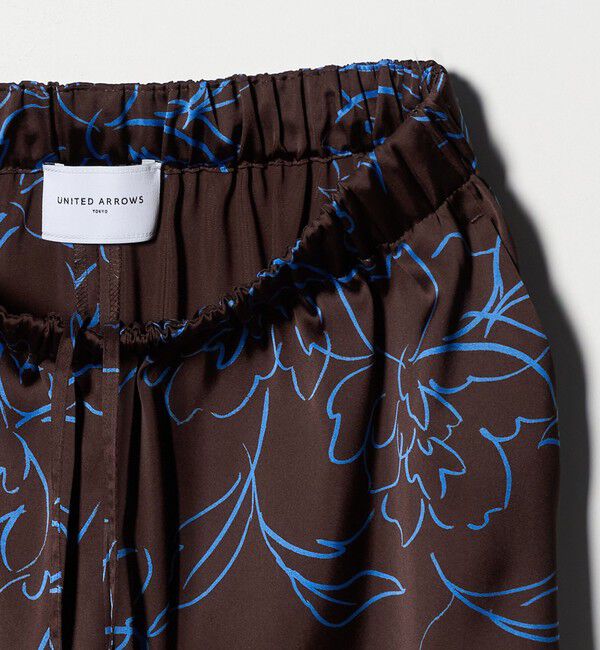 UNITED ARROWS「アブストラクトフラワー パンツ ‐ウォッシャブル‐」|チノ|