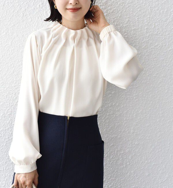 SHIPS for women「〈手洗い可能〉ネック ギャザー ソリッド 起毛 サテン ブラウス」|シャツ・ブラウス|