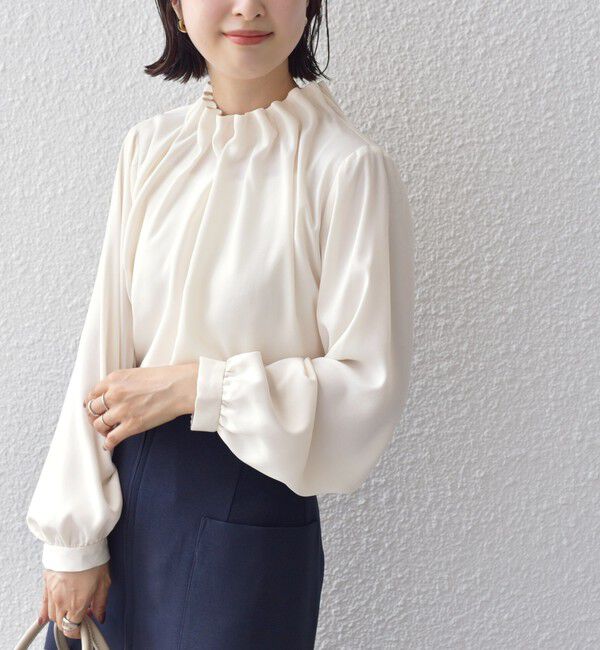 SHIPS for women「〈手洗い可能〉ネック ギャザー ソリッド 起毛 サテン ブラウス」|シャツ・ブラウス|