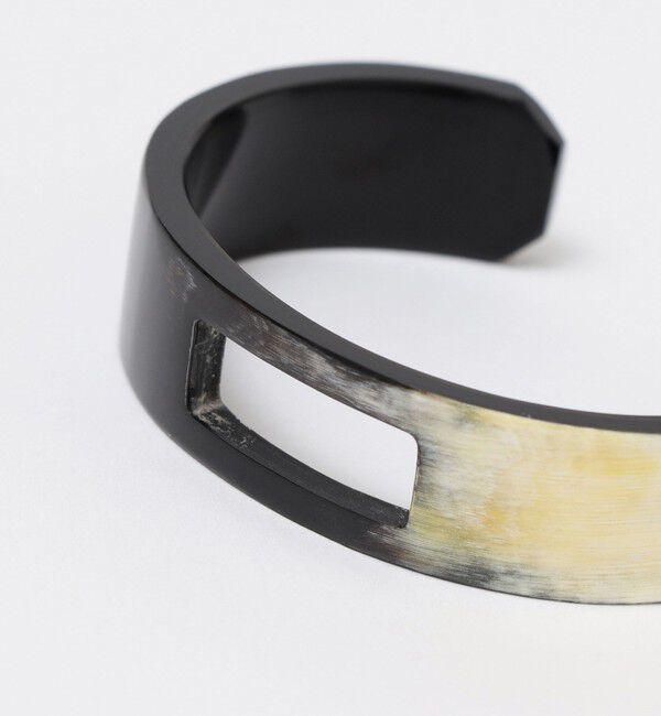 SHIPS「SHIPS: ホーン アシンメトリー バングル」|ブレスレット・バングル|