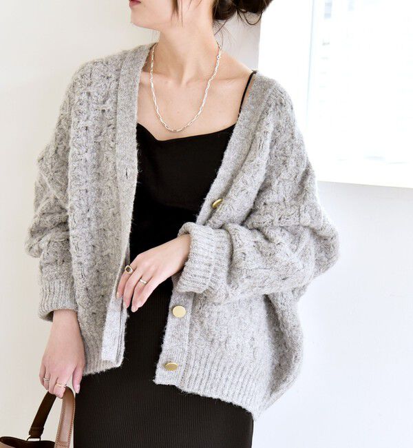quaranciel「quaranciel: 透かし編み Vネック コンパクト ドルマンニットカーディガン」|カーディガン|ライトグレー