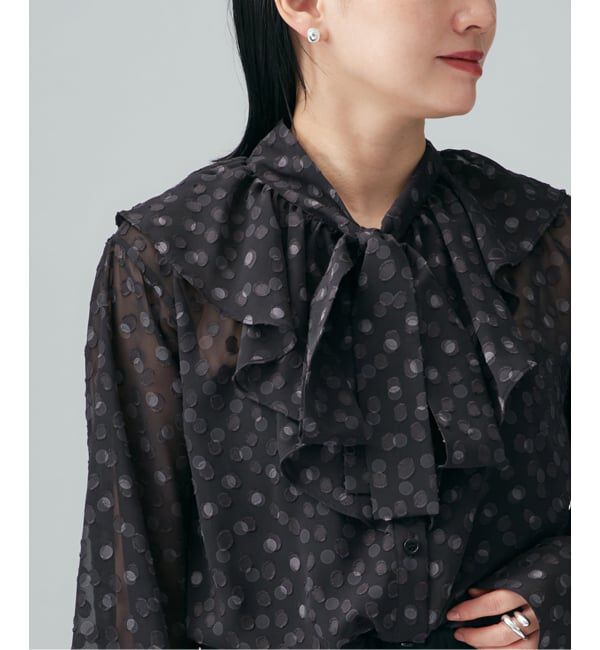 VERMEIL par iena「《一部店舗限定》ドットジャガードプリントフリルブラウス」|シャツ・ブラウス|