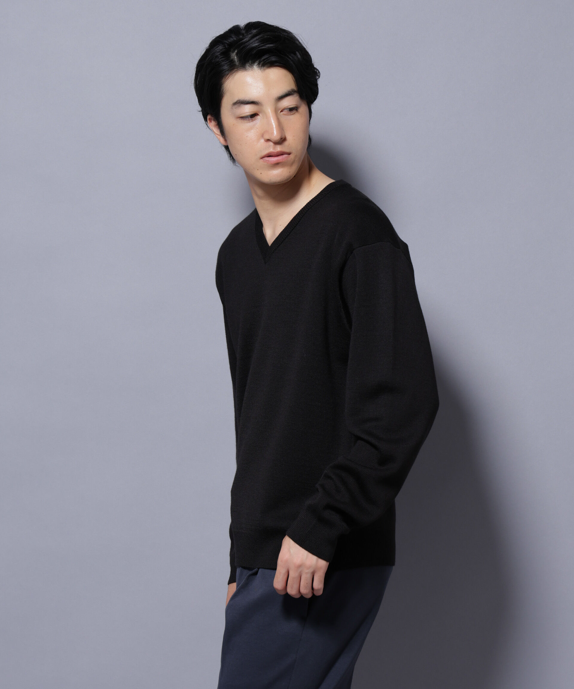 nano･universe「タスマニアウールミックス ミラノリブリラックスVネックニット」|ニット・セーター|