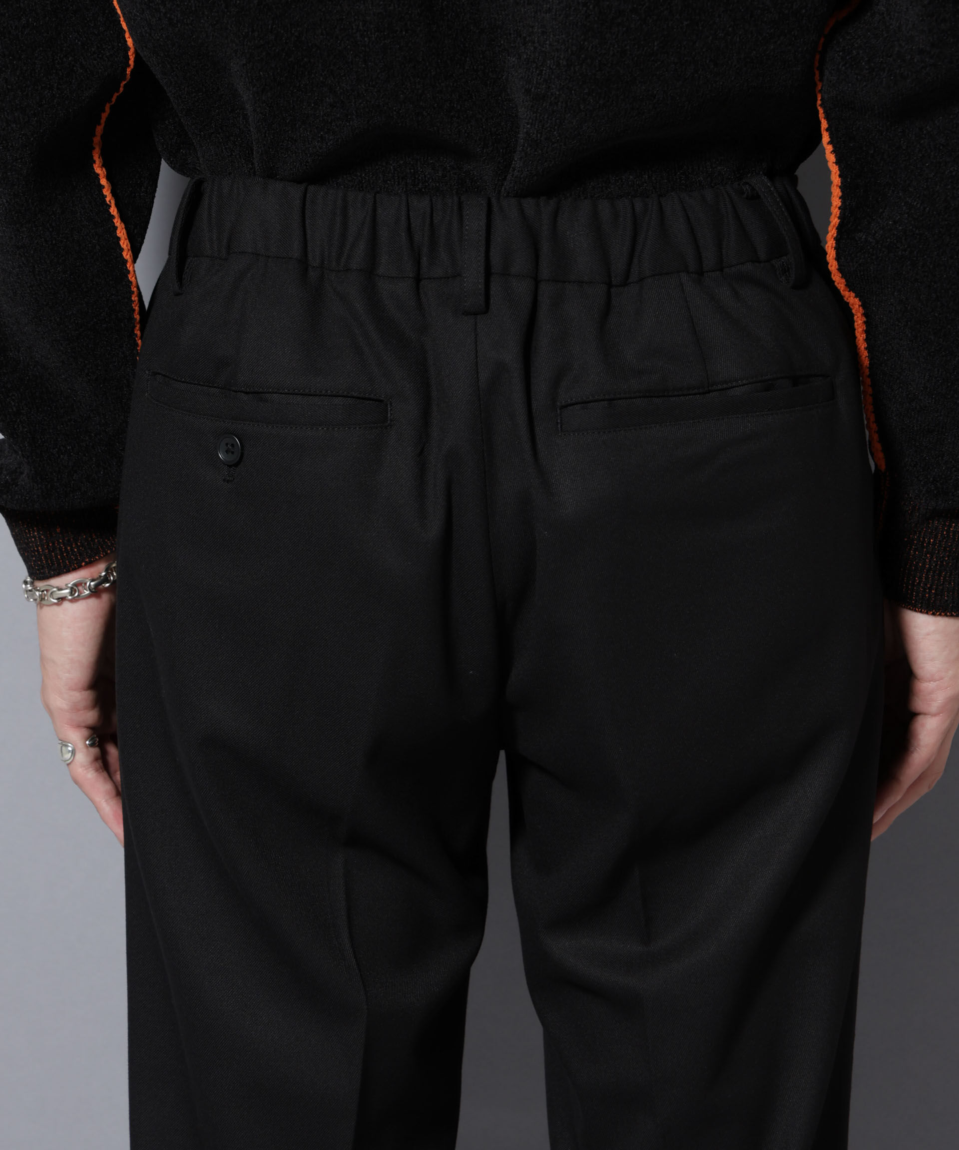 nano･universe「微起毛1タックテーパードパンツ」|チノ|