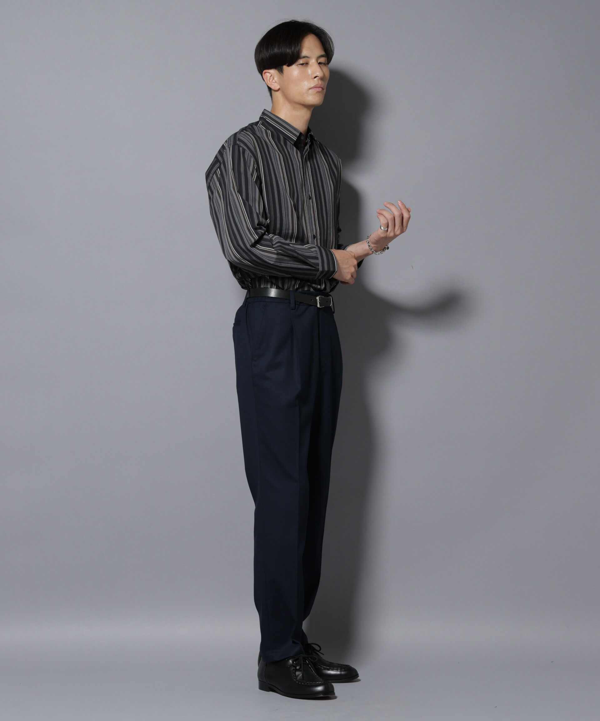 nano･universe「微起毛1タックテーパードパンツ」|チノ|