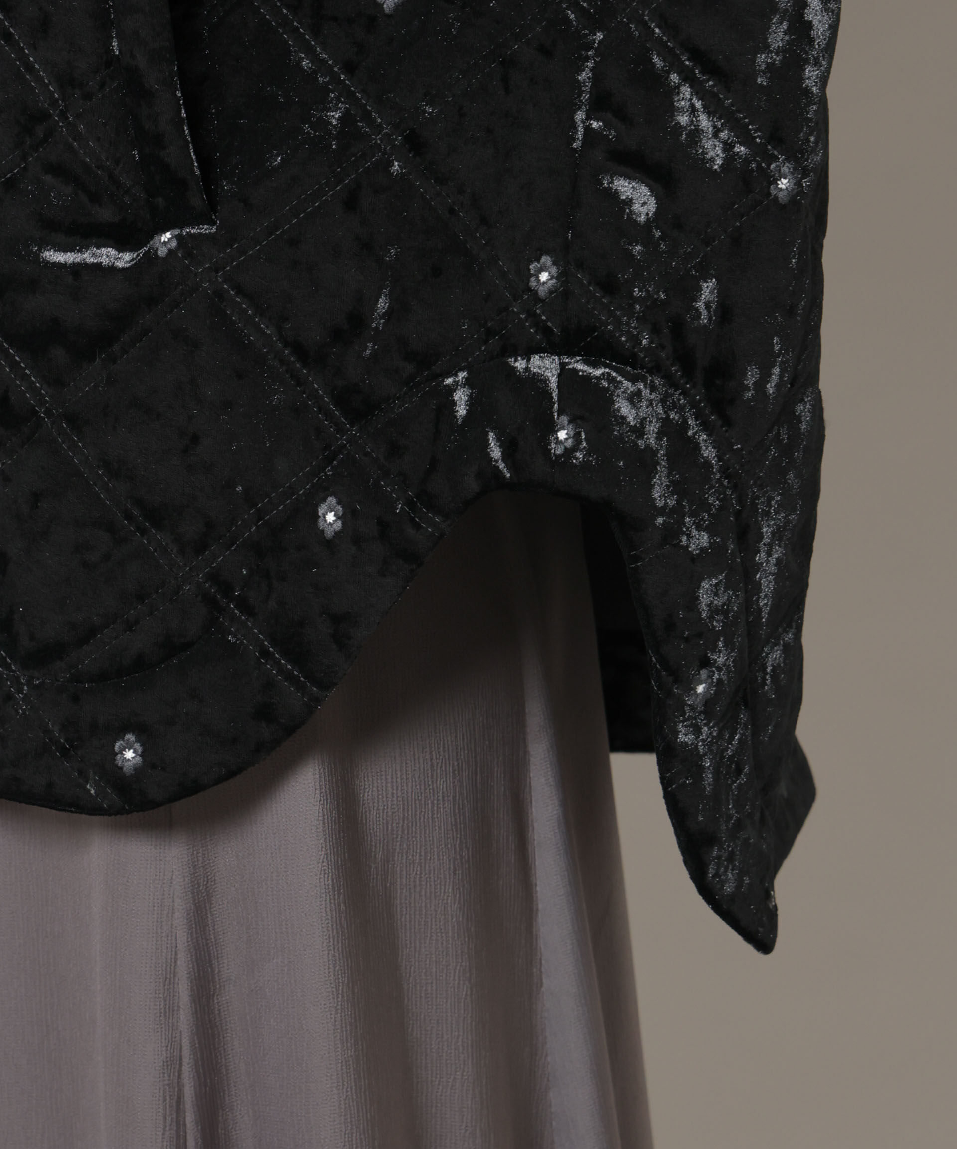 nano･universe「ベロアキルト刺繍ブルゾン」|ブルゾン・スタジャン|