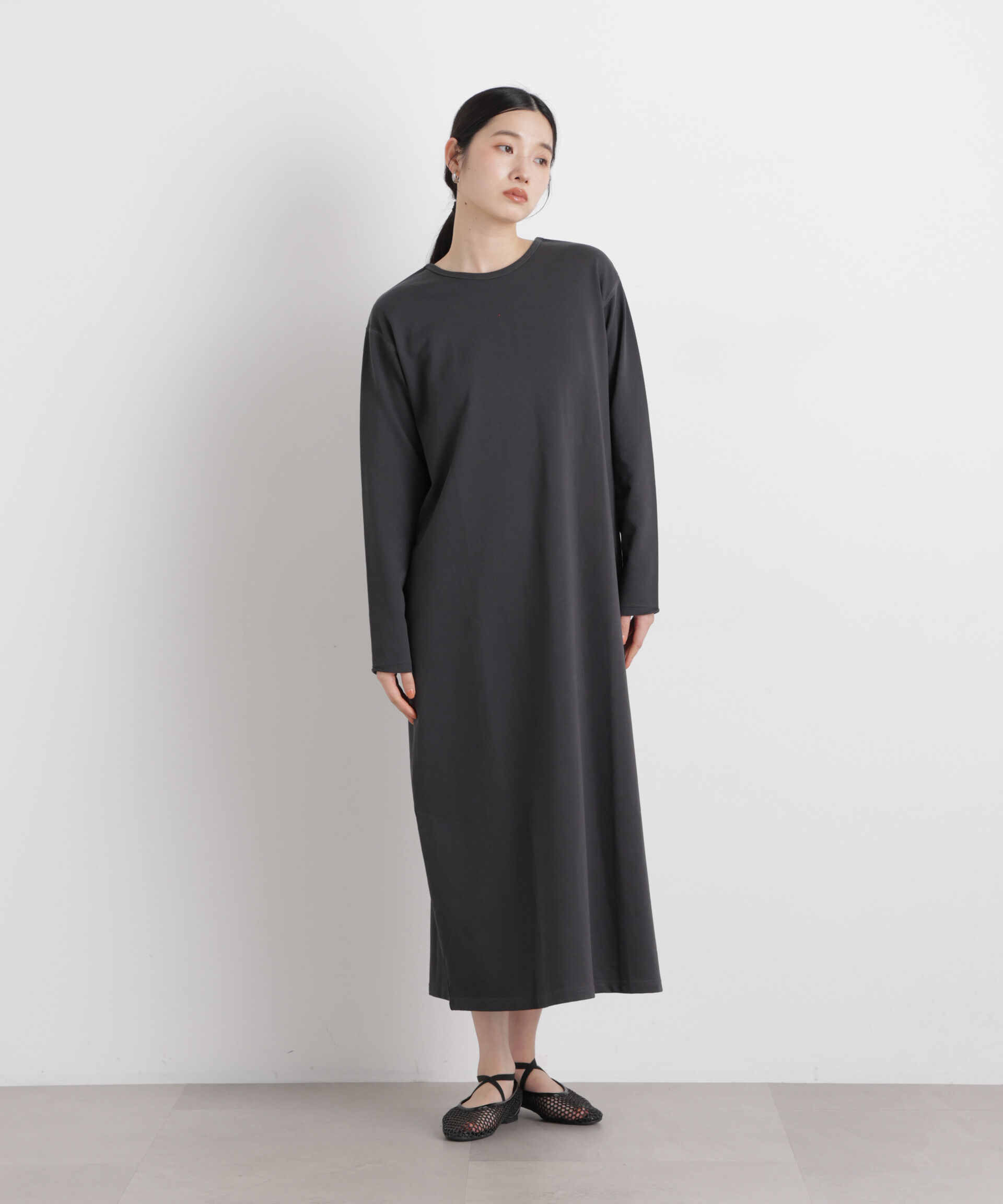 nano･universe「前後2wayチョーカー付きカットワンピース」|ワンピース|