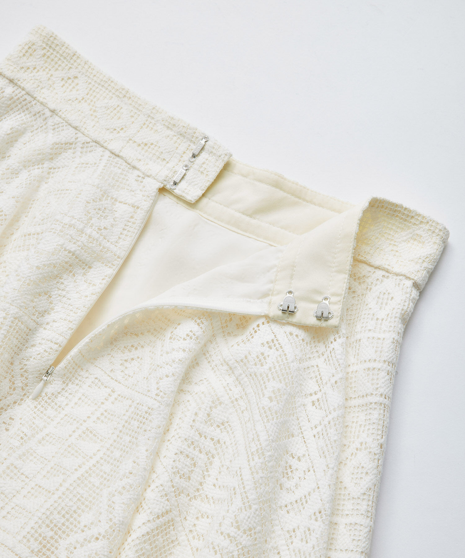 ROPE「ジオメトリックレースフレアスカート【セットアップ対応】【雑誌掲載】【メディア掲載】」|スカート|