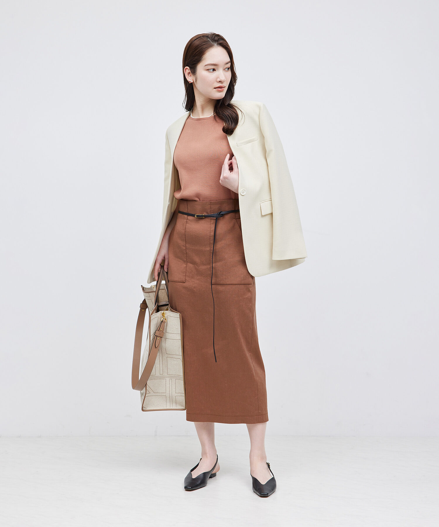 ROPE「リネンストレッチポケット付きタイトスカート/24SS【一部WEB限定】【雑誌掲載】【メディア掲載】」|スカート|