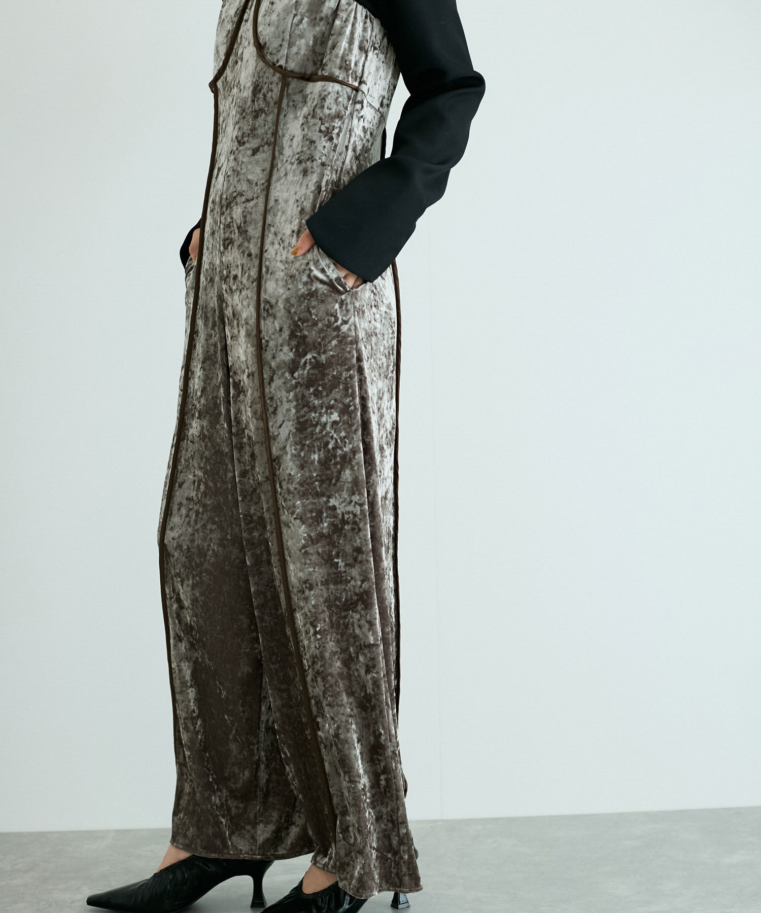 ADAM ET ROPE'「ベロアロンパース」|オールインワン|