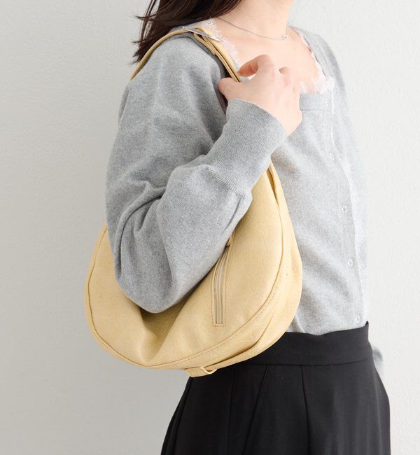  「【500mlペットボトル収納可】B フェイクレザームーンBAG」|その他|