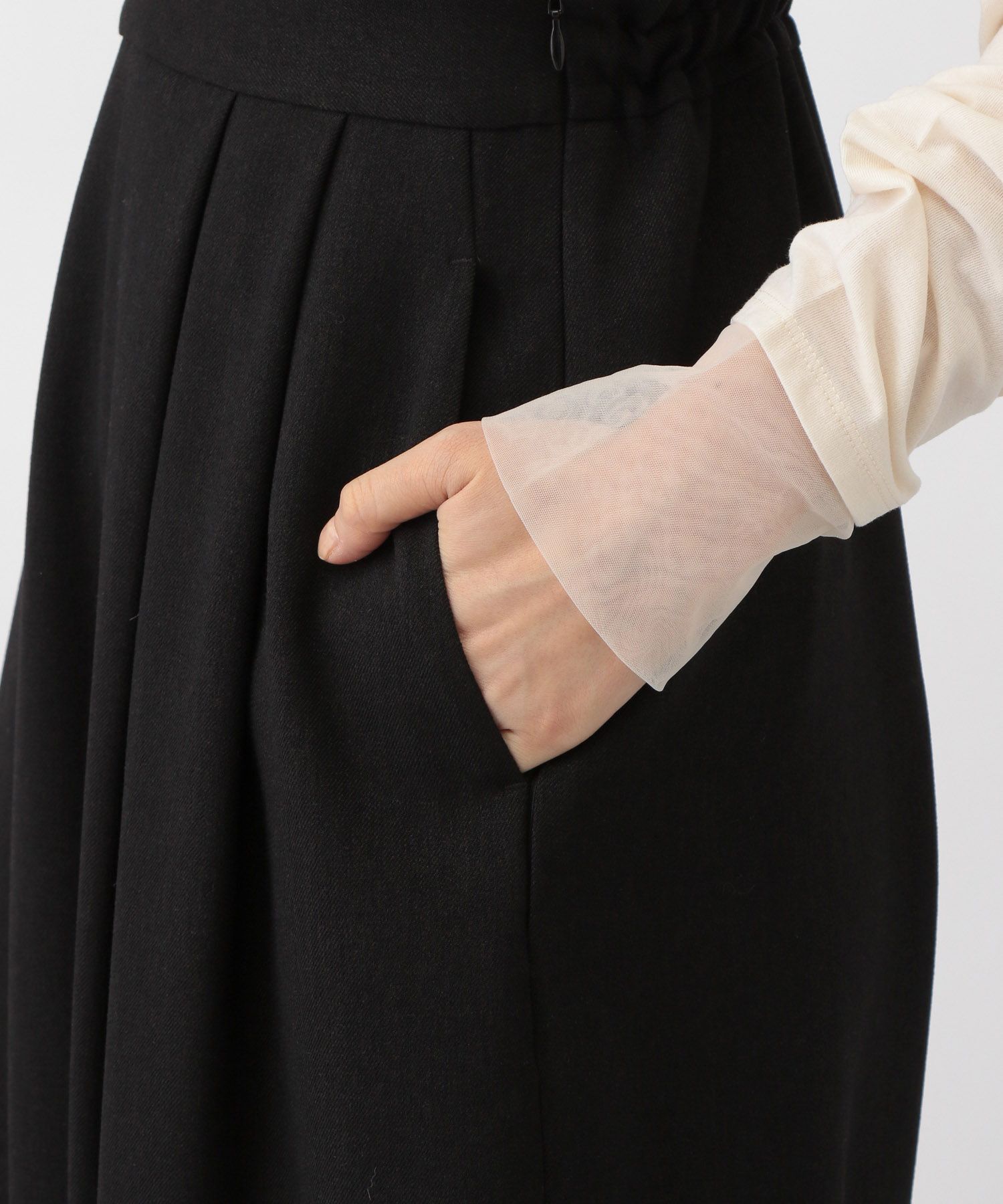 A part by 「【セットアップ対応】LNTサージコクーンサロペット」|オールインワン|