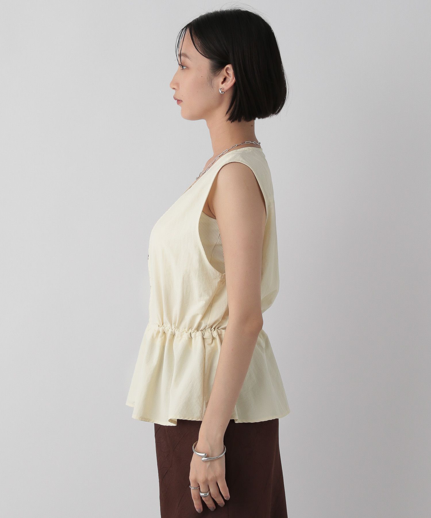 LOWRYS FARM「マルチＷＡＹフリルベスト」|ダウンベスト・ベスト|