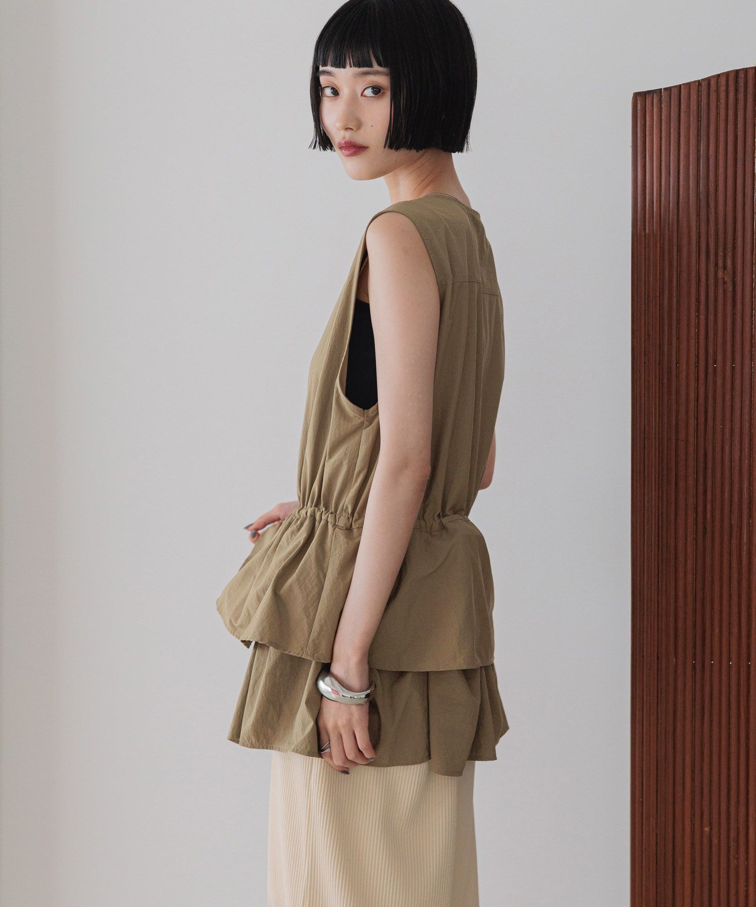 LOWRYS FARM「マルチＷＡＹフリルベスト」|ダウンベスト・ベスト|