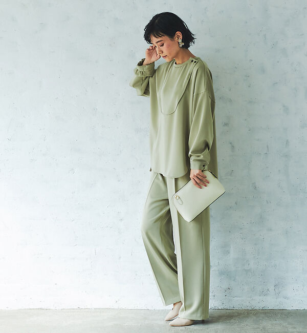 qualite「【WEB・一部店舗限定】起毛サテンカッティングブラウス」|シャツ・ブラウス|