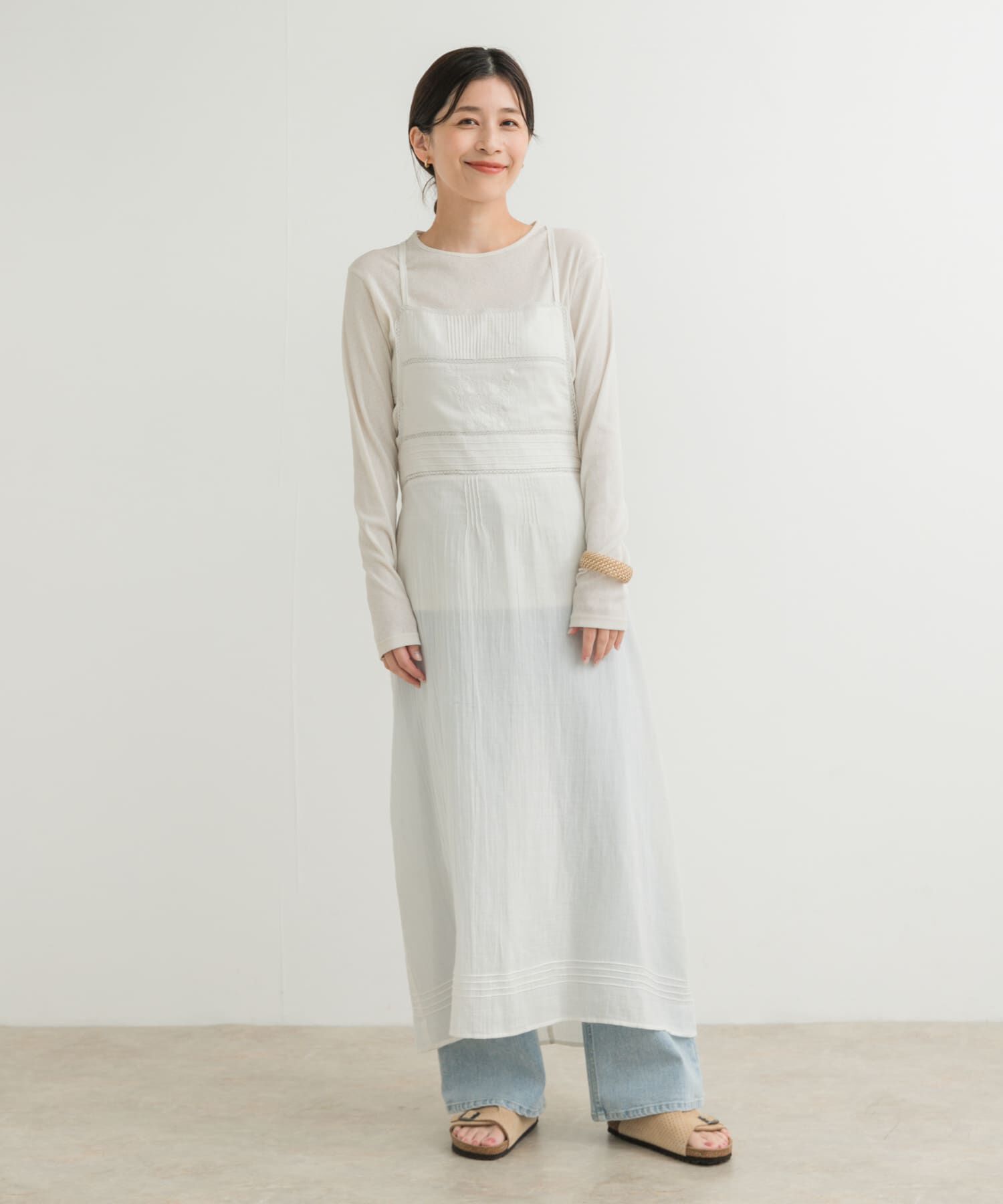 URBAN RESEARCH DOORS「『別注』olu&rsquo;ment&times;DOORS　コットンモス刺繍ワンピース」|ワンピース|