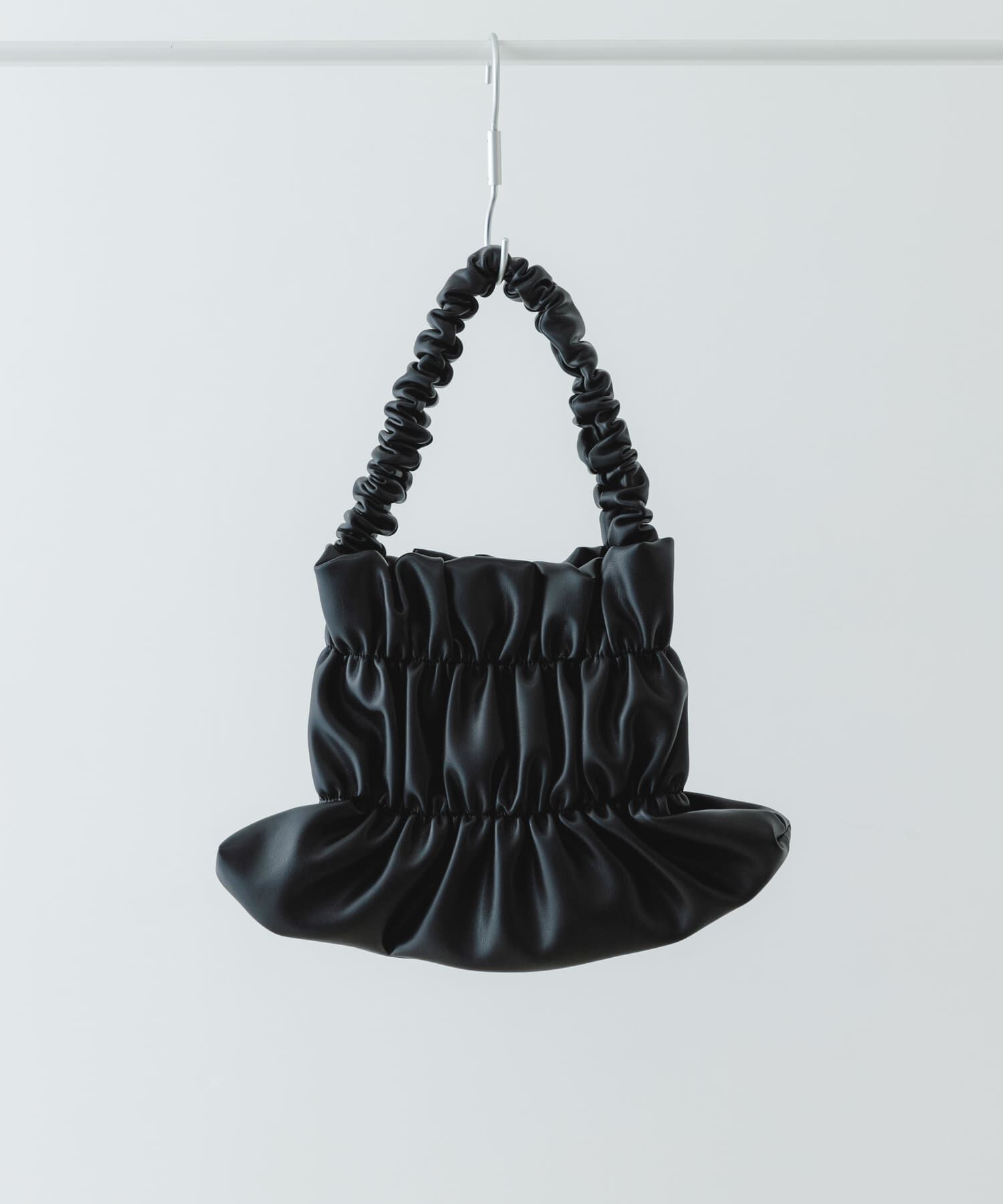 RODE SKO「ダブルギャザーバッグ」|ハンドバッグ|ブラック