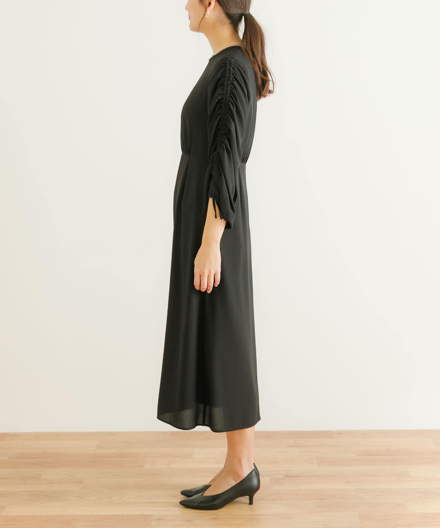 URBAN RESEARCH「LA MAISON　ギャザースリーブワンピース」|ワンピース|