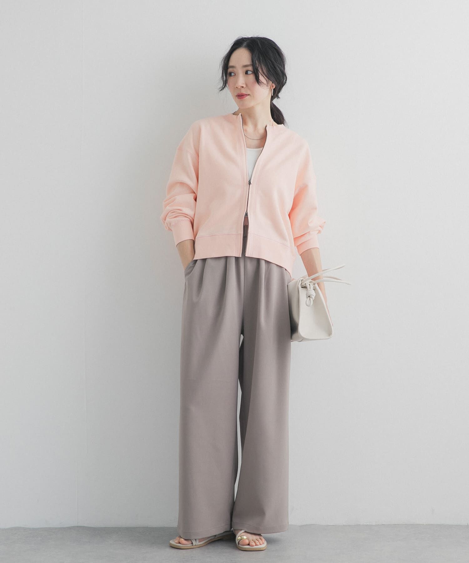 URBAN RESEARCH DOORS「『WEB/一部店舗限定カラー』コットンスウェットジップカーディガン」|カーディガン|