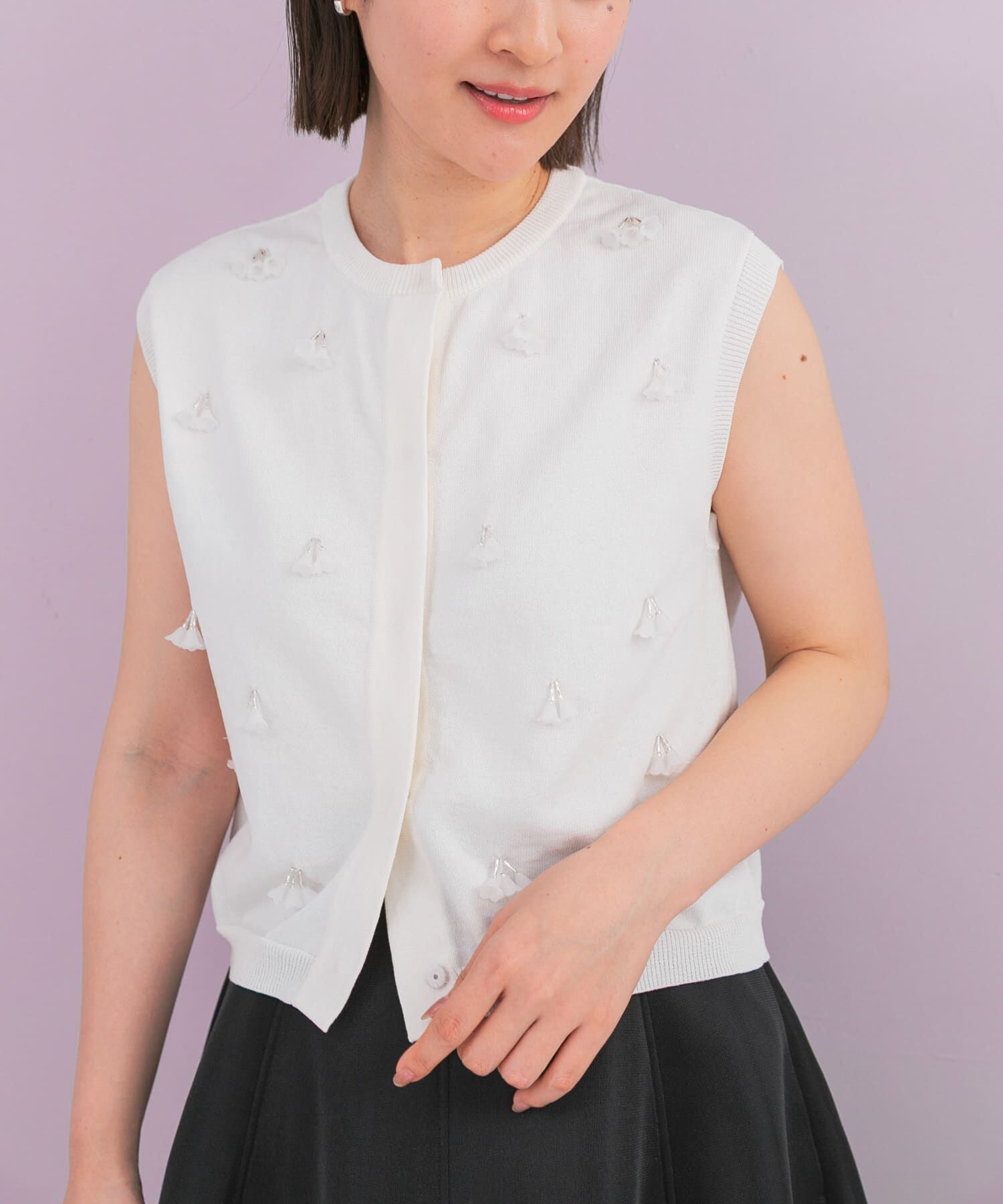 URBAN RESEARCH ROSSO「『一部WEB限定カラー』フラワーモチーフニットベスト」|ニット・セーター|