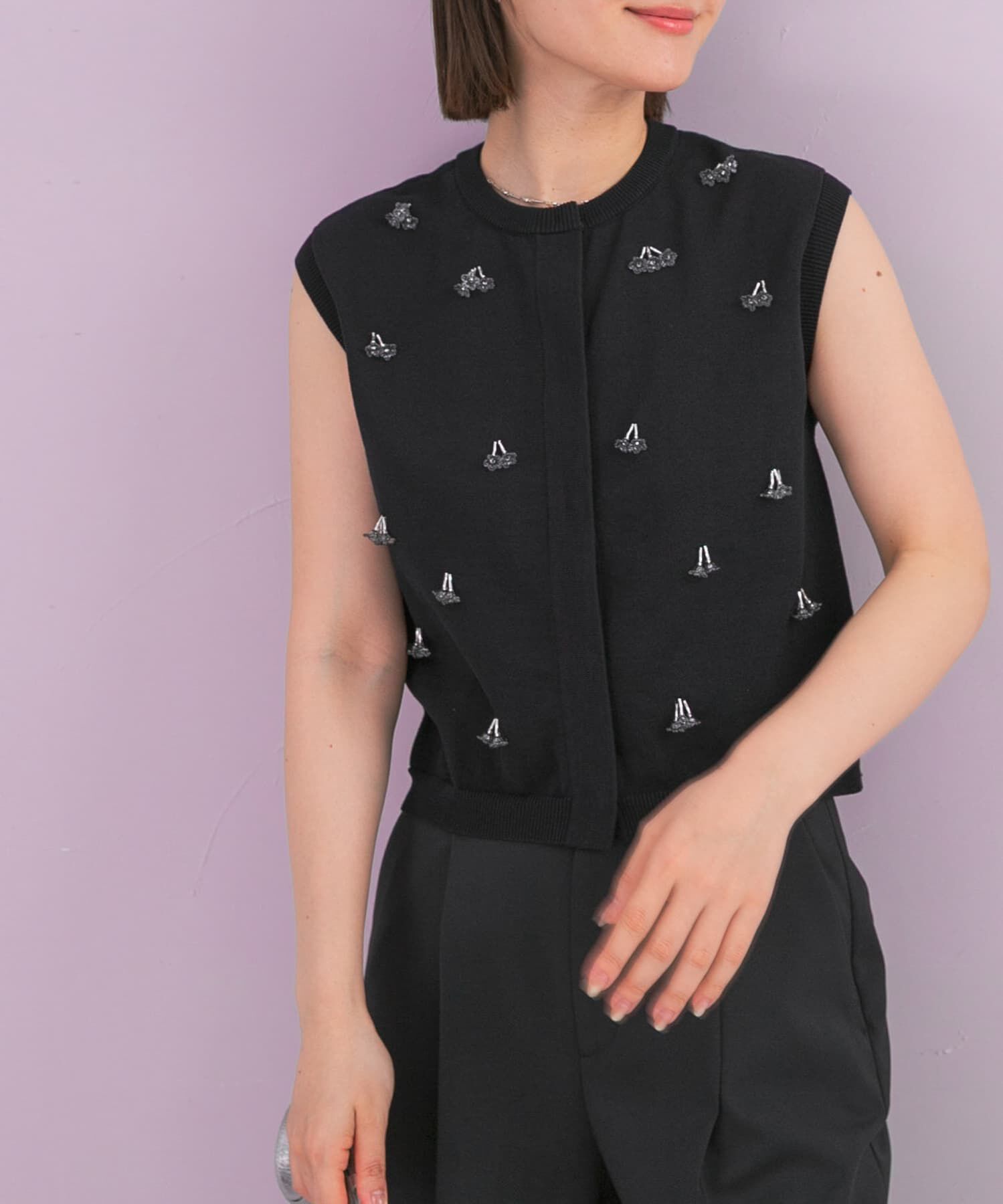 URBAN RESEARCH ROSSO「『一部WEB限定カラー』フラワーモチーフニットベスト」|ニット・セーター|ブラック系その他