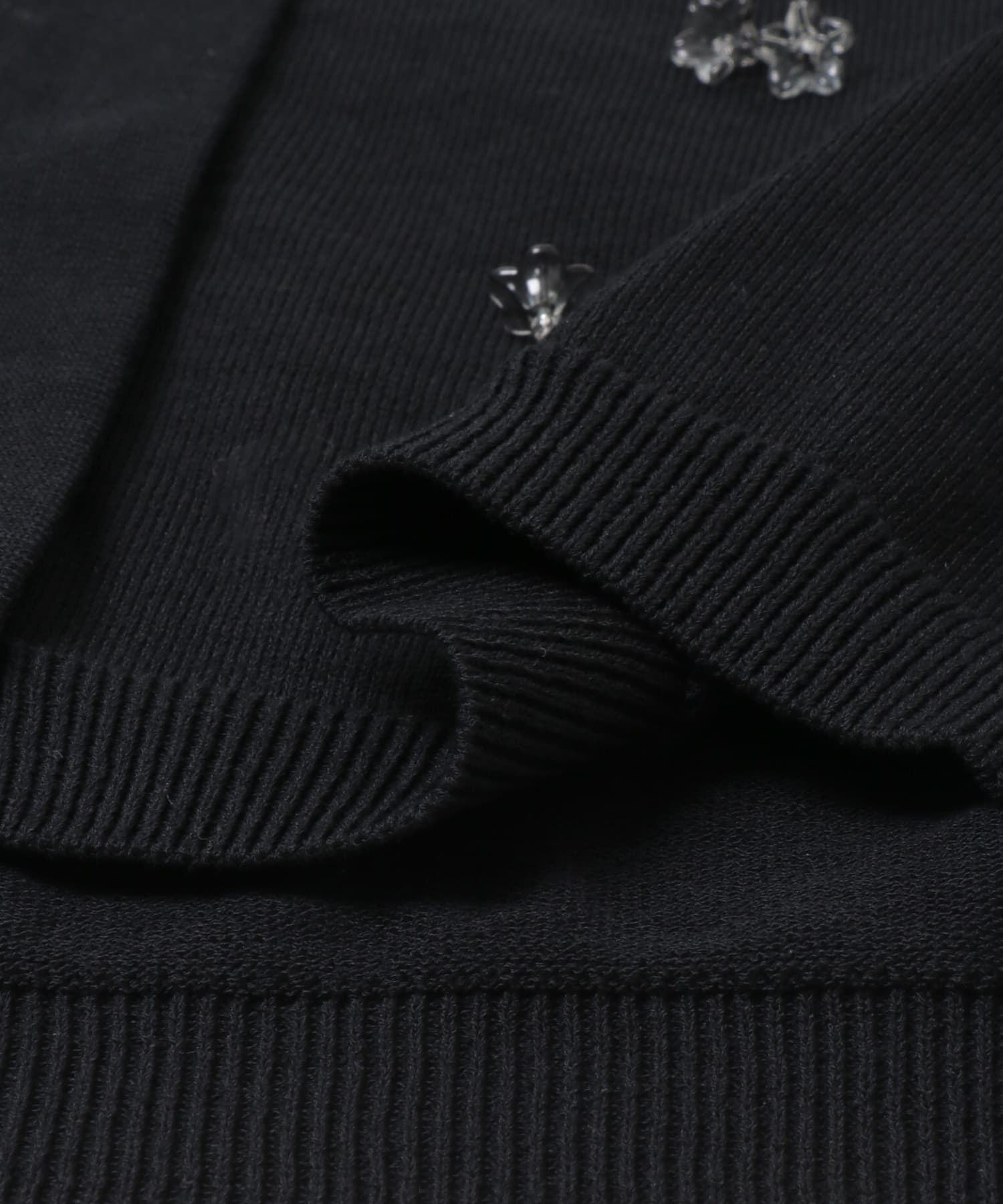 URBAN RESEARCH ROSSO「『一部WEB限定カラー』フラワーモチーフニットベスト」|ニット・セーター|