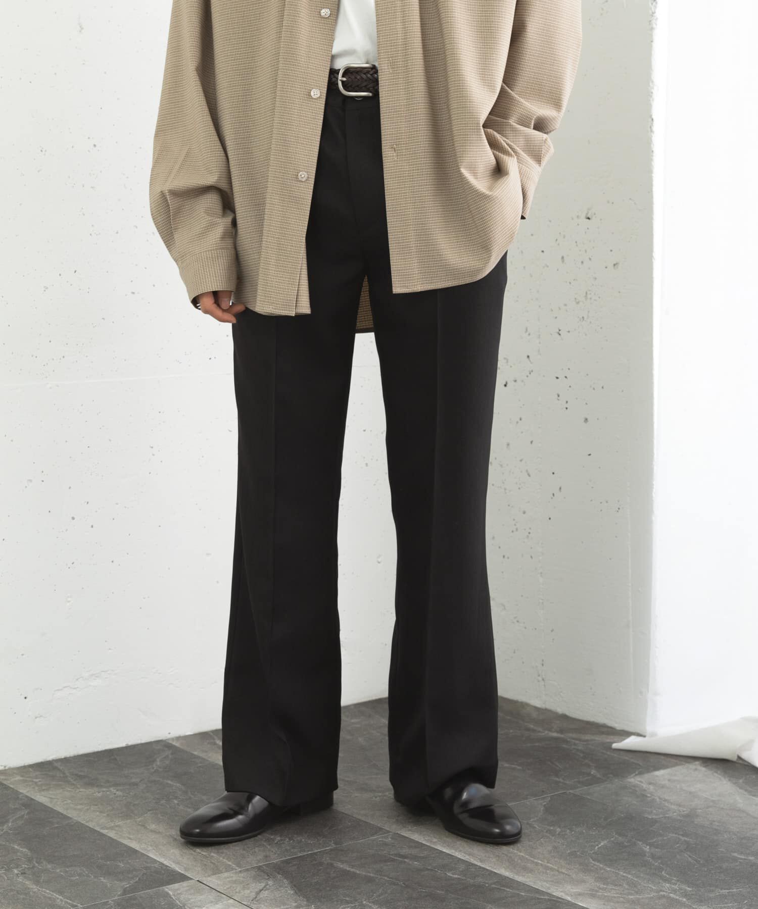 SENSE OF PLACE by URBAN RESEARCH「ヴィンテージフレアスラックス」|その他|ブラック