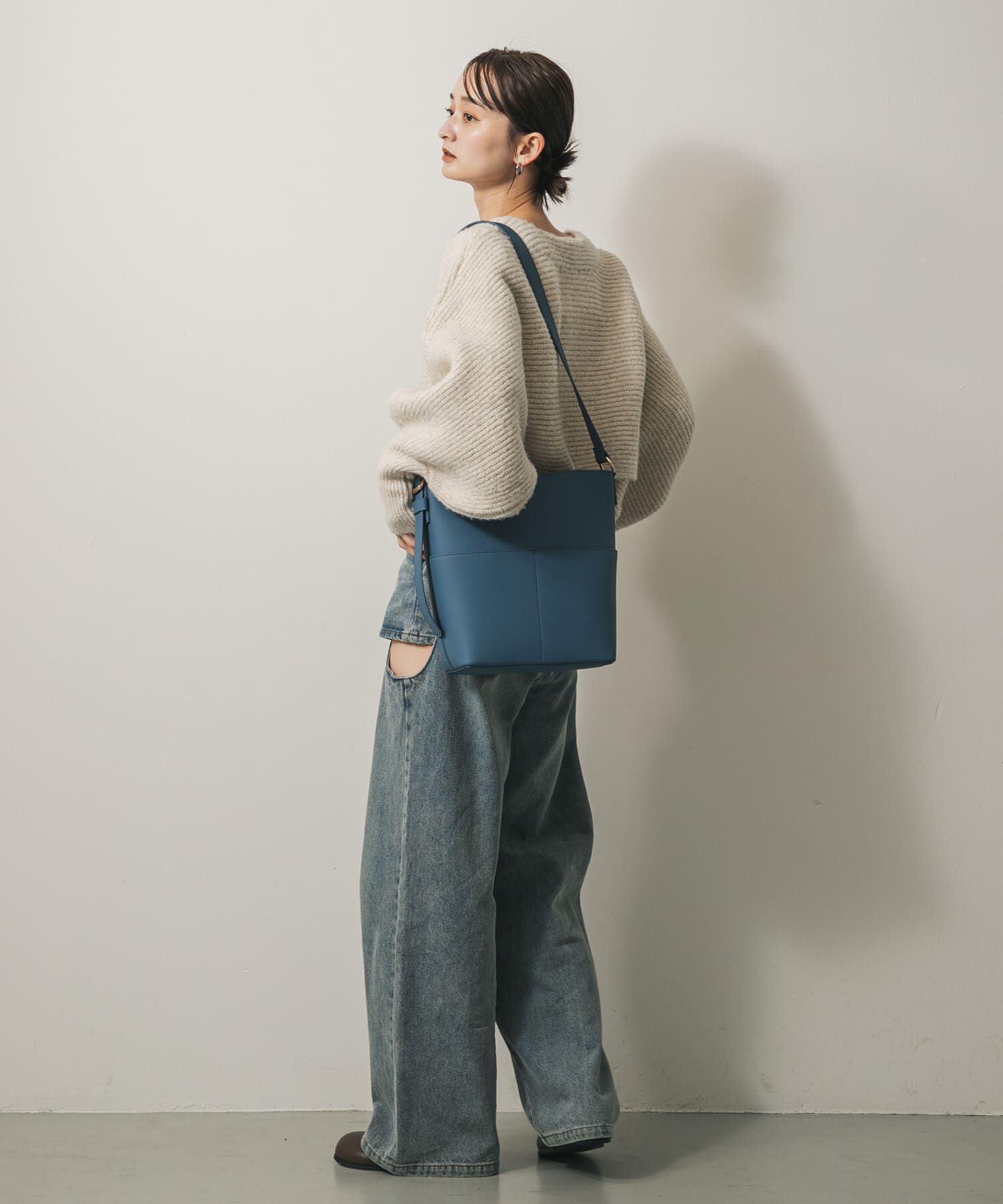 SENSE OF PLACE by URBAN RESEARCH「『防汚』アウトポケットショルダーバッグ」|ショルダー・メッセンジャー|